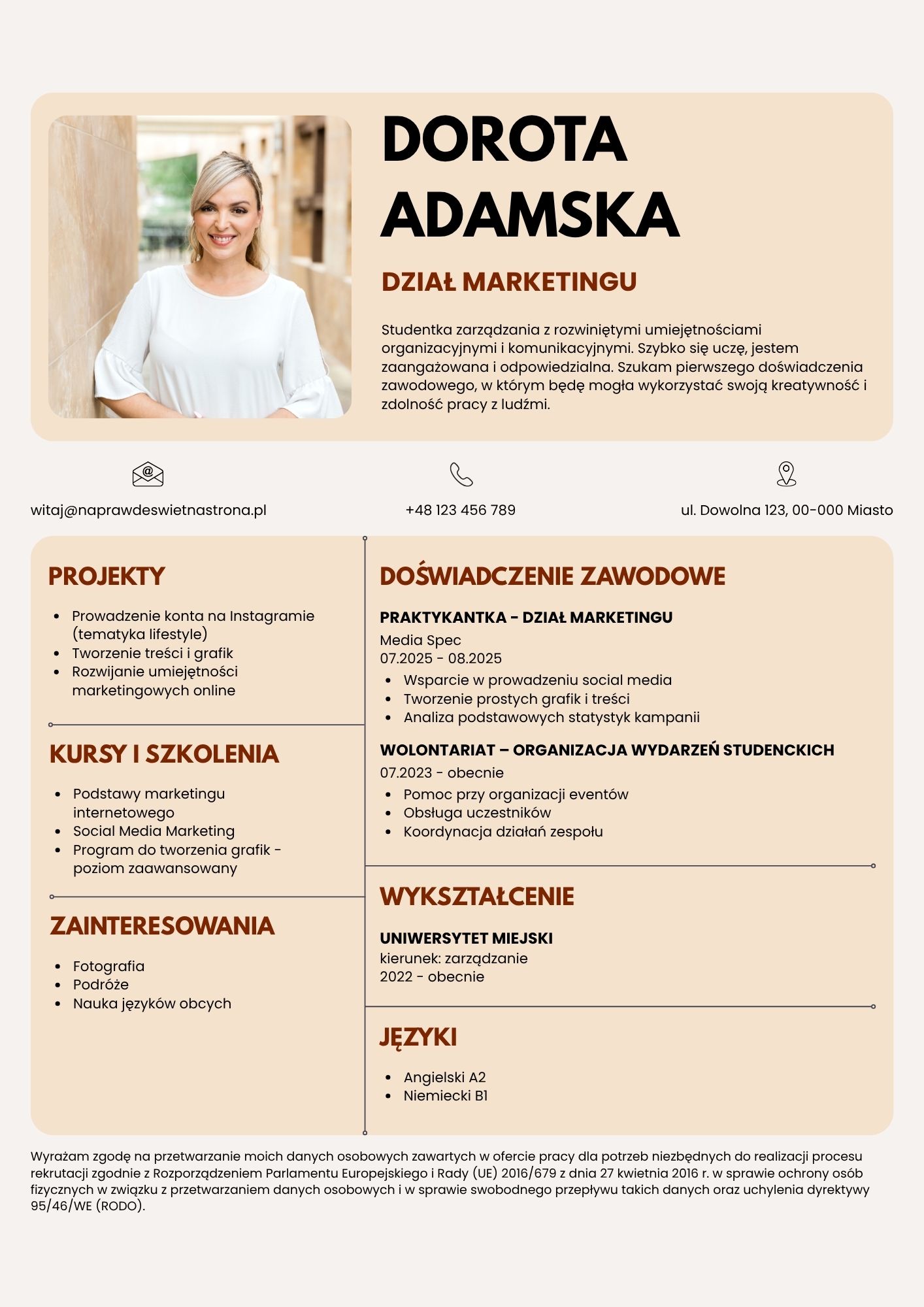 Darmowy szablon CV Canva dla branży marketingu