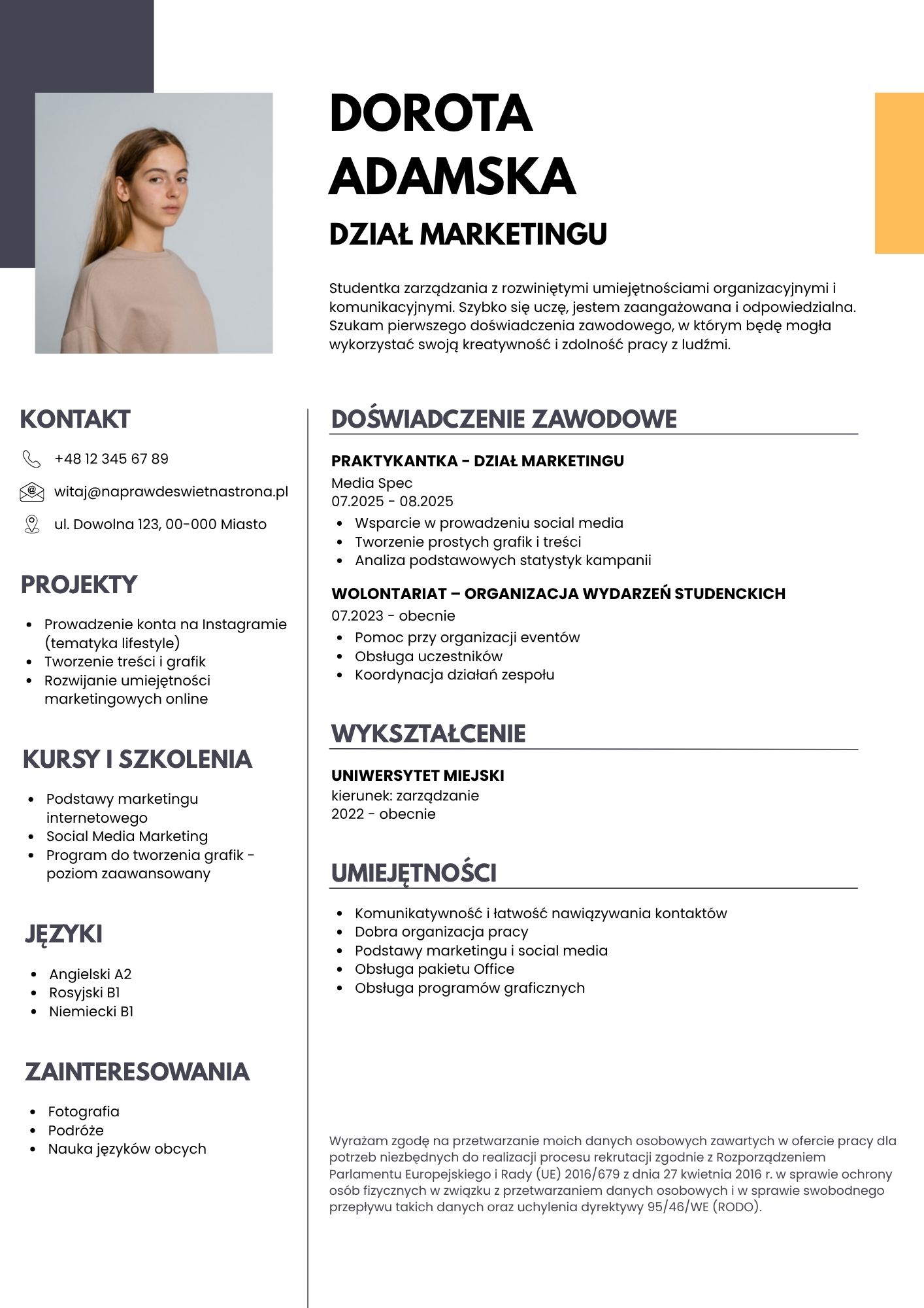 Szablon CV marketing w Canvie - wersja granatowo-żółta